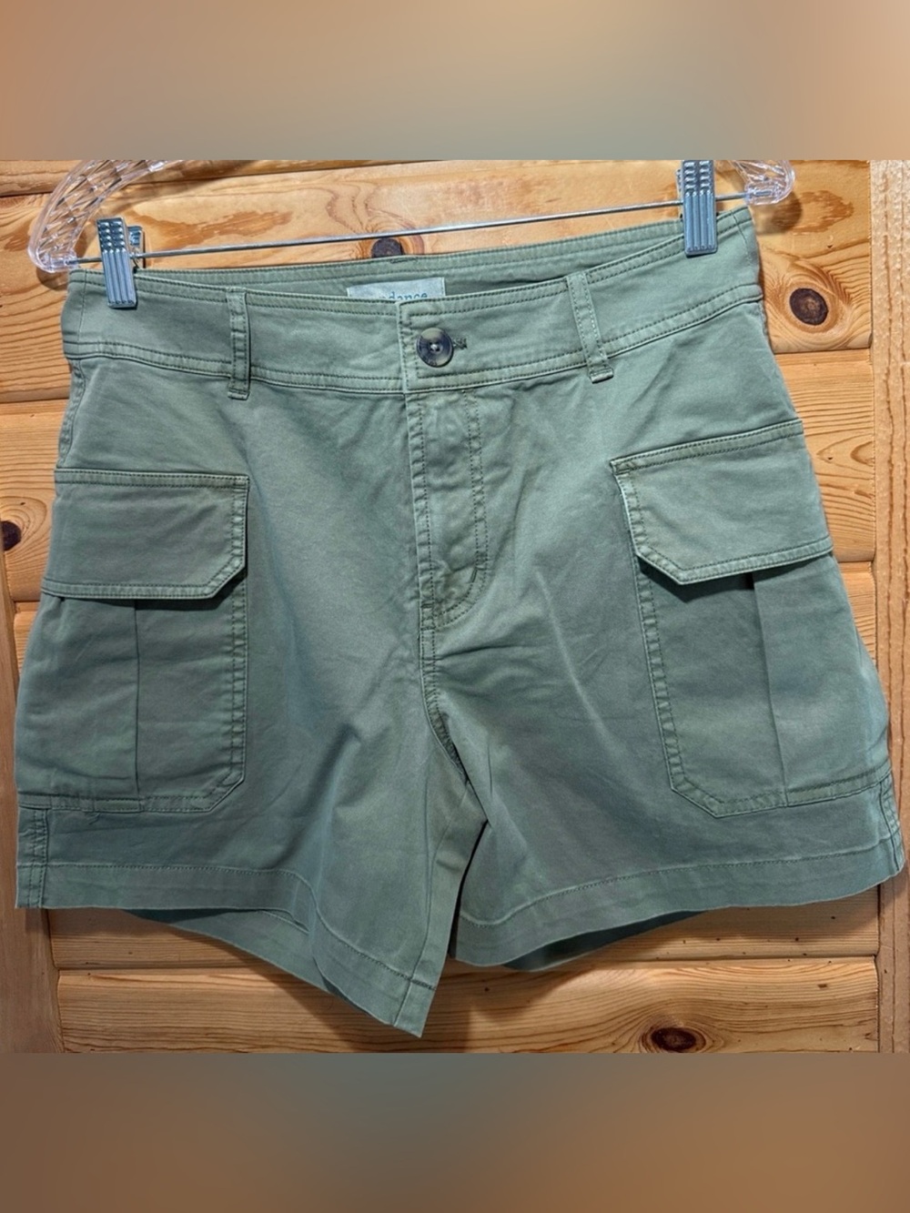 Sundance Utility Cargo Shorts in Olive Green - NWOT Women 6